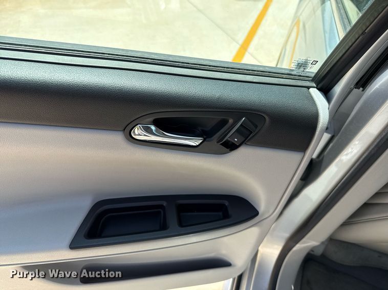 image for item EJ8836 2014 Chevrolet Impala Limited LTZ 