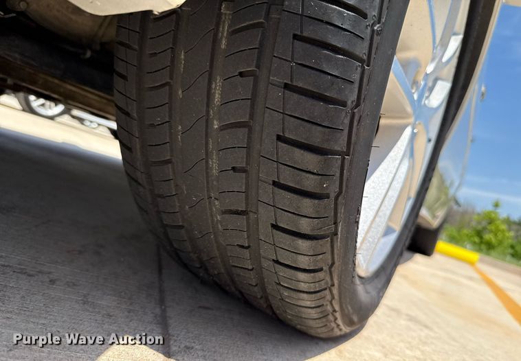 image for item EJ8836 2014 Chevrolet Impala Limited LTZ 