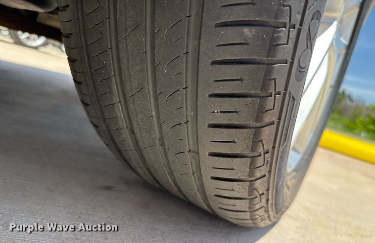 image for item EJ8836 2014 Chevrolet Impala Limited LTZ 