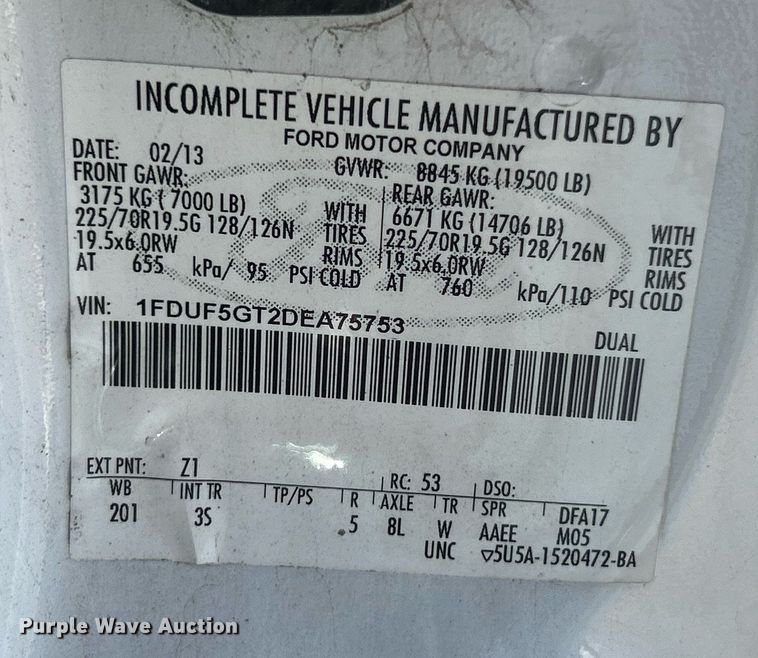 image for item EK2736 2013 Ford F550 Super Duty XLT box truck