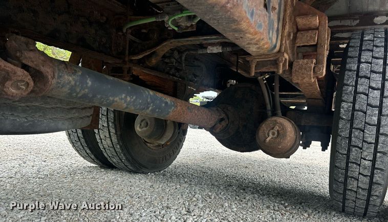 image for item EK2979 2004 Ford F750 Super Duty box truck