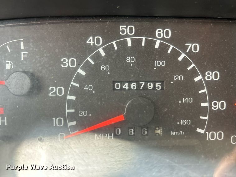 image for item EK2979 2004 Ford F750 Super Duty box truck