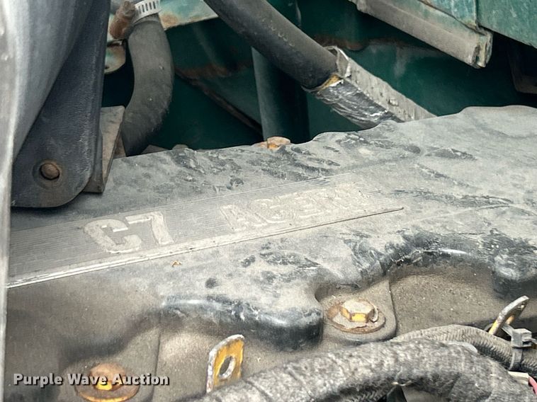 image for item EK2979 2004 Ford F750 Super Duty box truck