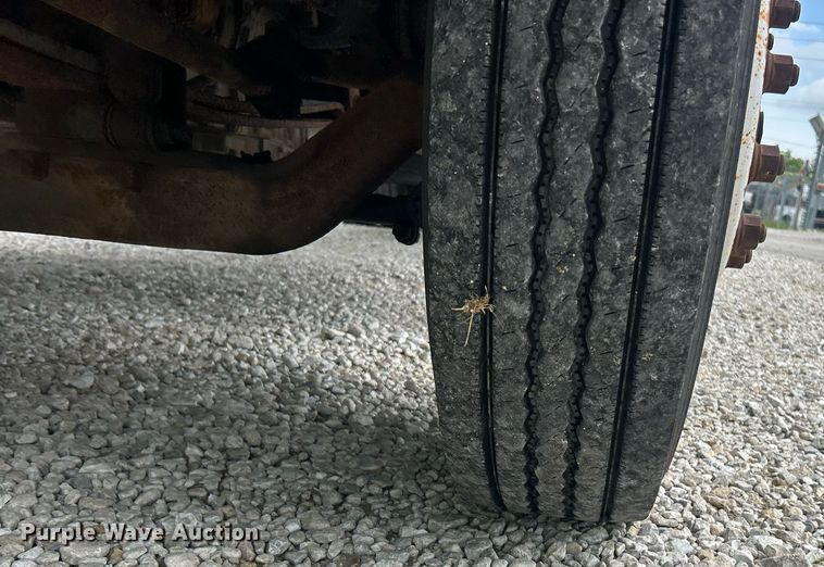 image for item EK2979 2004 Ford F750 Super Duty box truck