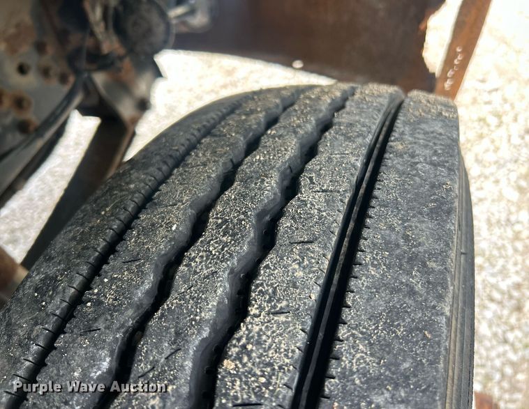 image for item EK2979 2004 Ford F750 Super Duty box truck