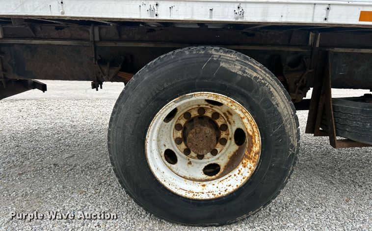 image for item EK2979 2004 Ford F750 Super Duty box truck