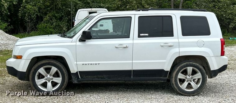 image for item EK3002 2015 Jeep Patriot Latitude SUV