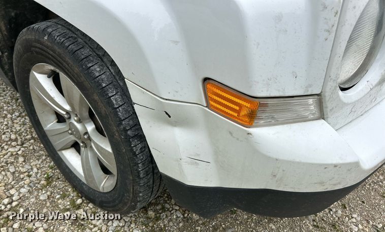 image for item EK3002 2015 Jeep Patriot Latitude SUV