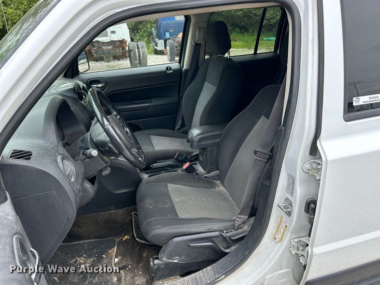 image for item EK3002 2015 Jeep Patriot Latitude SUV