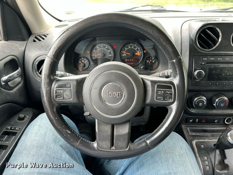 image for item EK3002 2015 Jeep Patriot Latitude SUV