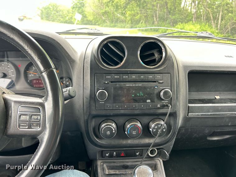 image for item EK3002 2015 Jeep Patriot Latitude SUV