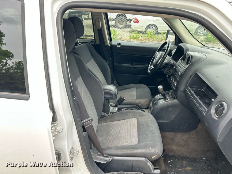 image for item EK3002 2015 Jeep Patriot Latitude SUV