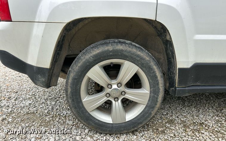 image for item EK3002 2015 Jeep Patriot Latitude SUV