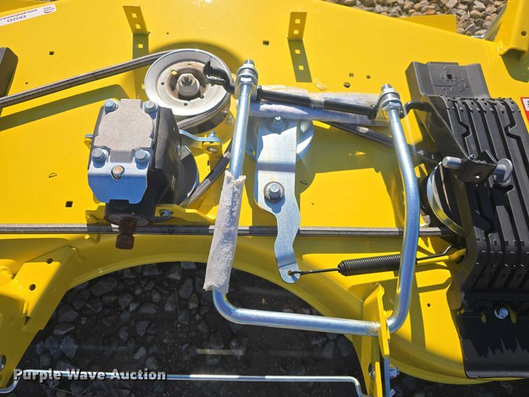 image for item EK5243 2022 John Deere 60HC mower deck