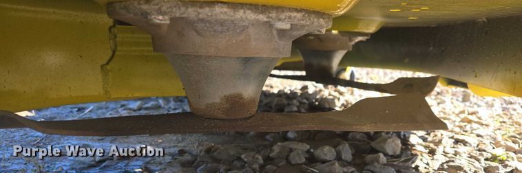 image for item EK5243 2022 John Deere 60HC mower deck