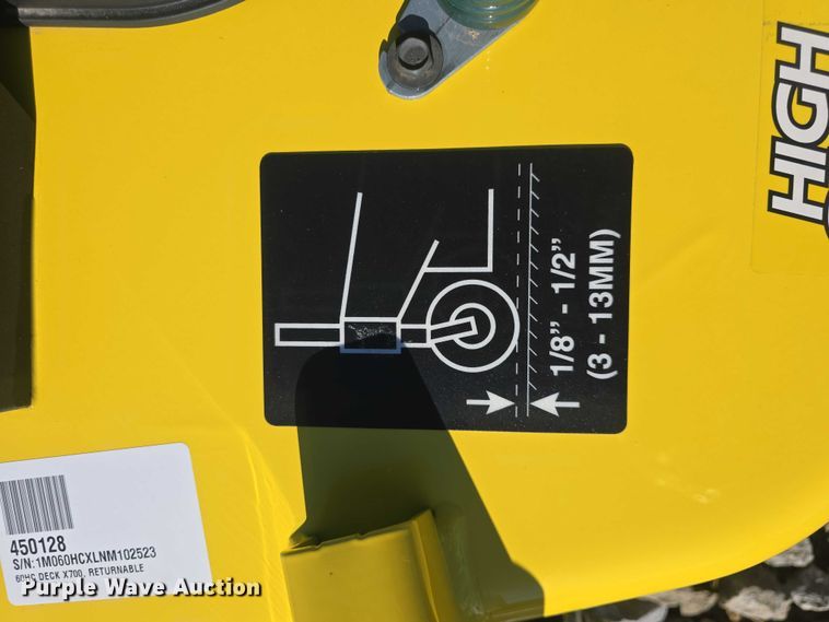 image for item EK5243 2022 John Deere 60HC mower deck