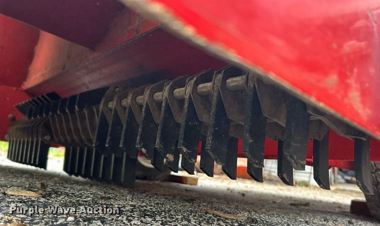 image for item EK8038 Agrimetal Collector 4420 leaf vacuum