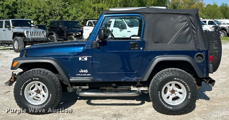 image for item EK8060 2004 Jeep Wrangler X SUV
