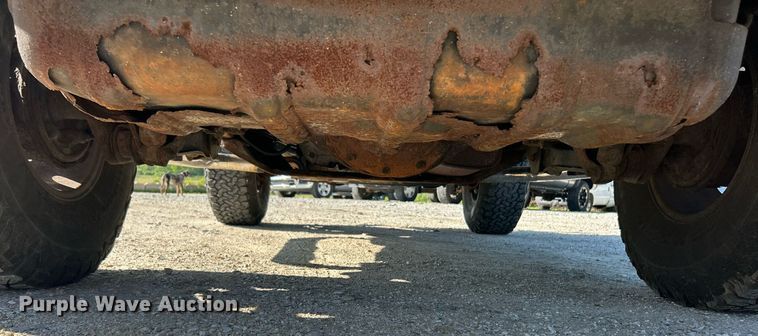 image for item EK8060 2004 Jeep Wrangler X SUV