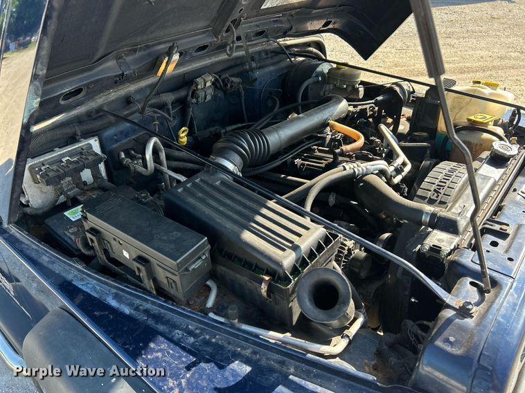 image for item EK8060 2004 Jeep Wrangler X SUV