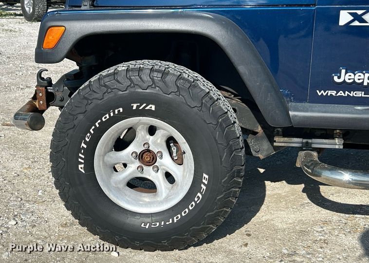 image for item EK8060 2004 Jeep Wrangler X SUV