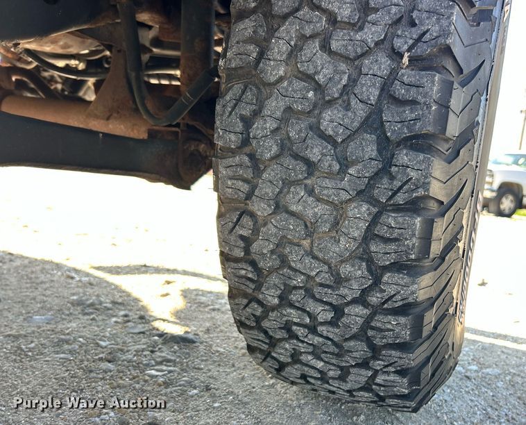 image for item EK8060 2004 Jeep Wrangler X SUV