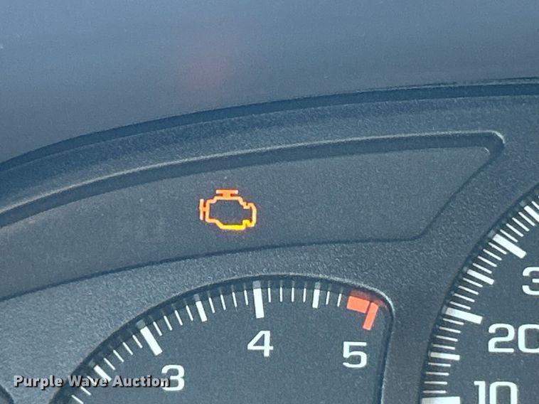 image for item EK8064 2007 GMC Sierra 2500 HD utility bed pickup truck