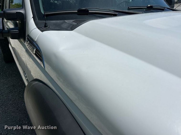 image for item EK8065 2011 Ford F550 Super Duty XLT  flatbed truck