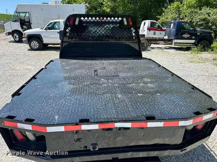 image for item EK8065 2011 Ford F550 Super Duty XLT  flatbed truck