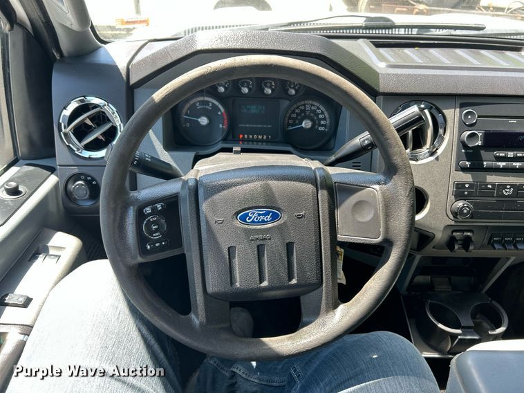 image for item EK8065 2011 Ford F550 Super Duty XLT  flatbed truck