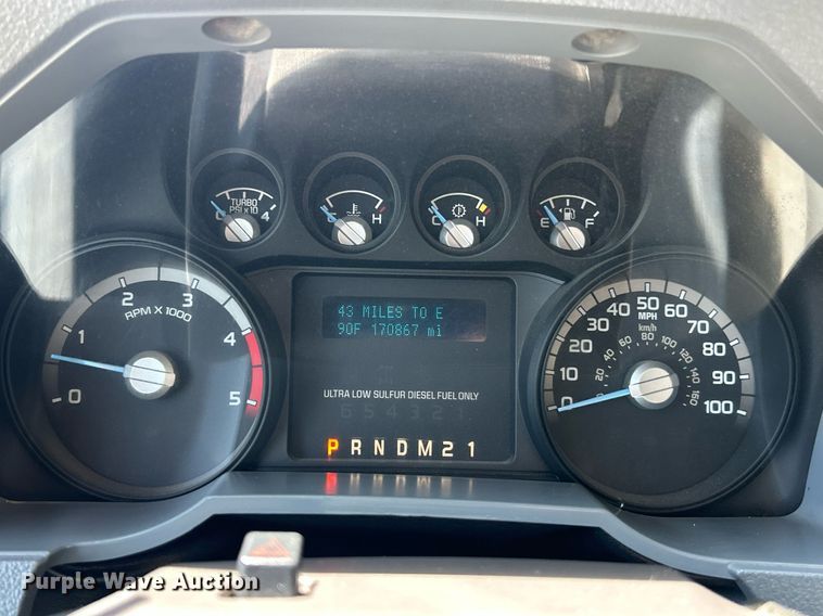 image for item EK8065 2011 Ford F550 Super Duty XLT  flatbed truck