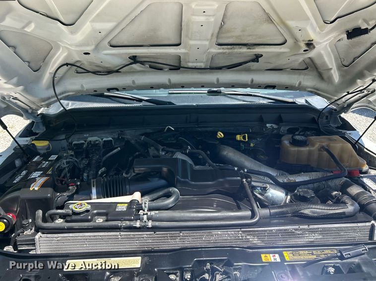 image for item EK8065 2011 Ford F550 Super Duty XLT  flatbed truck