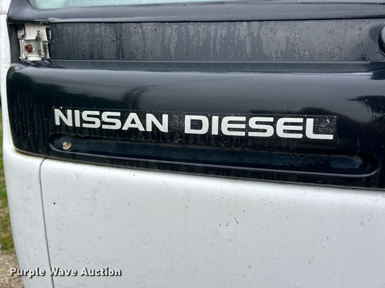 image for item EK8076 2007 UD Nissan UD1400 box truck