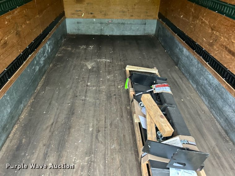 image for item EK8076 2007 UD Nissan UD1400 box truck