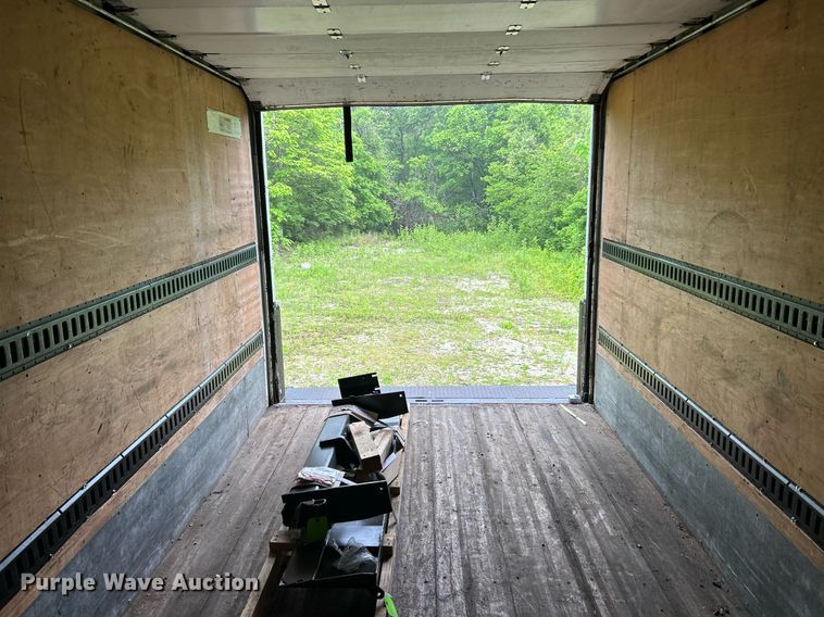 image for item EK8076 2007 UD Nissan UD1400 box truck