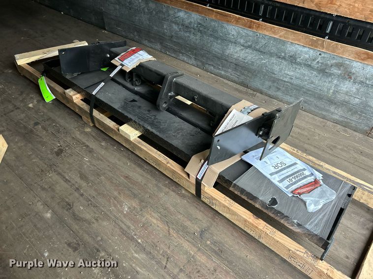 image for item EK8076 2007 UD Nissan UD1400 box truck