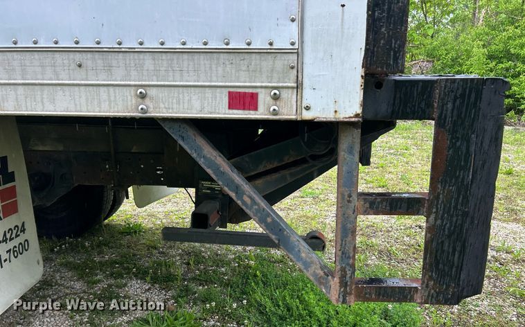 image for item EK8076 2007 UD Nissan UD1400 box truck