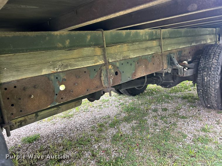 image for item EK8076 2007 UD Nissan UD1400 box truck