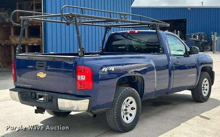 image for item EK8079 2013 Chevrolet Silverado 1500 pickup truck