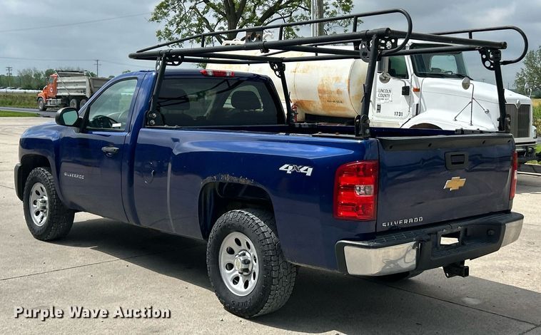 image for item EK8079 2013 Chevrolet Silverado 1500 pickup truck