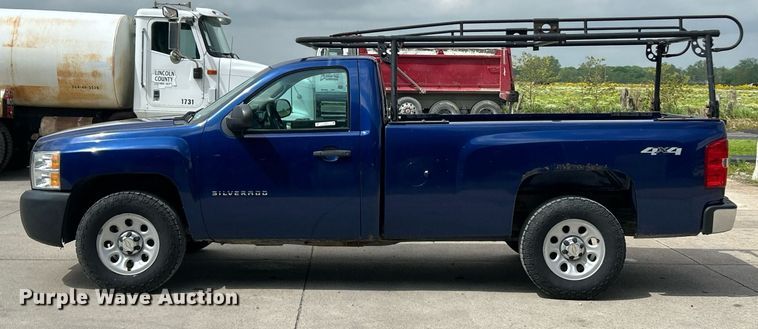 image for item EK8079 2013 Chevrolet Silverado 1500 pickup truck