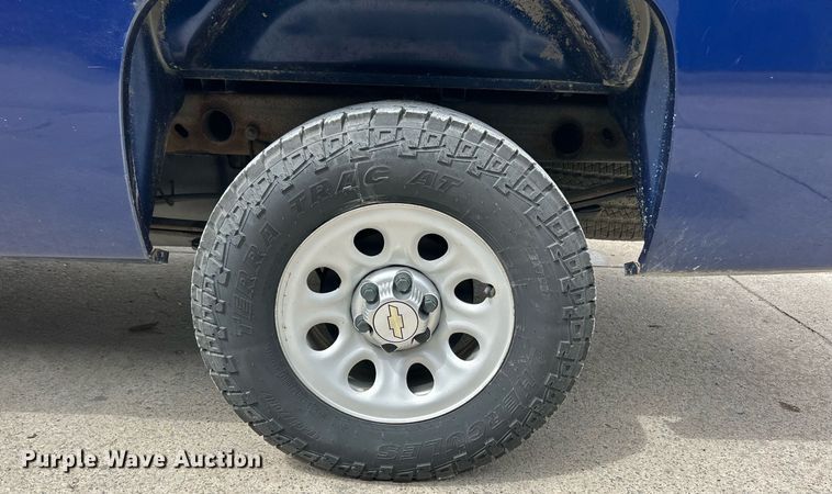 image for item EK8079 2013 Chevrolet Silverado 1500 pickup truck