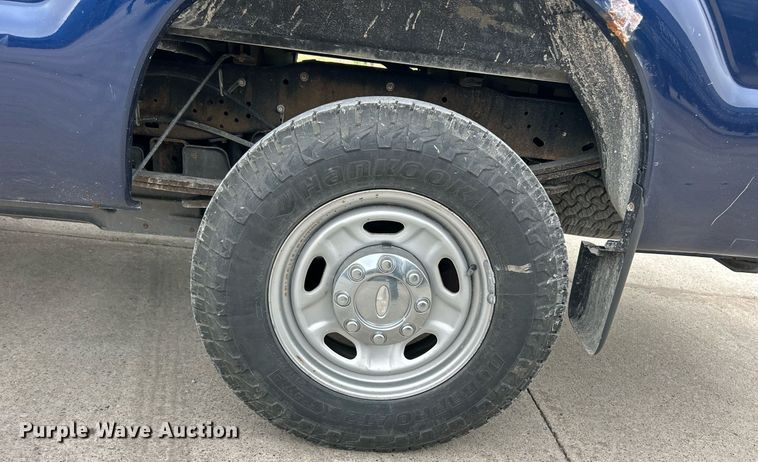 image for item EK8080 2012 Ford F250 Super Duty XL pickup truck