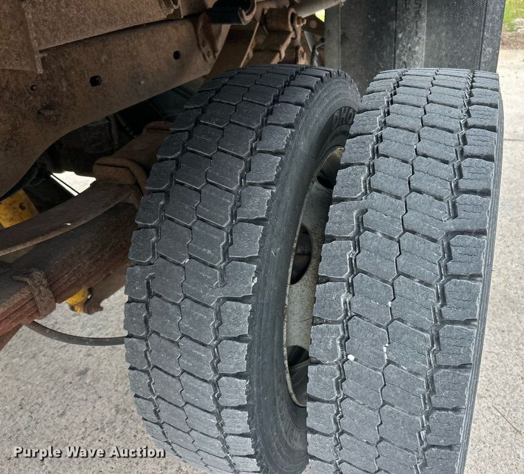 image for item EK8082 2008 Ford F450 Super Duty XL dump flatbed truck