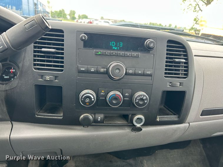 image for item EK8083 2012 Chevrolet Silverado 1500 pickup truck