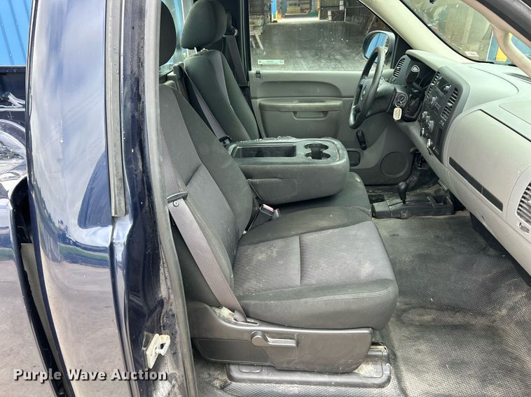 image for item EK8083 2012 Chevrolet Silverado 1500 pickup truck