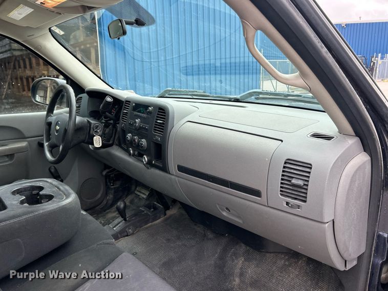 image for item EK8083 2012 Chevrolet Silverado 1500 pickup truck