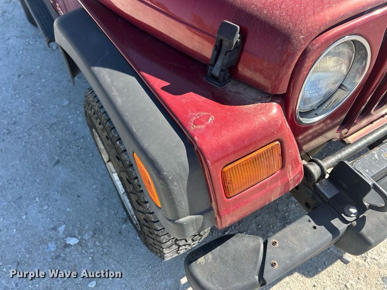 image for item EK8092 1999 Jeep Wrangler Sport SUV