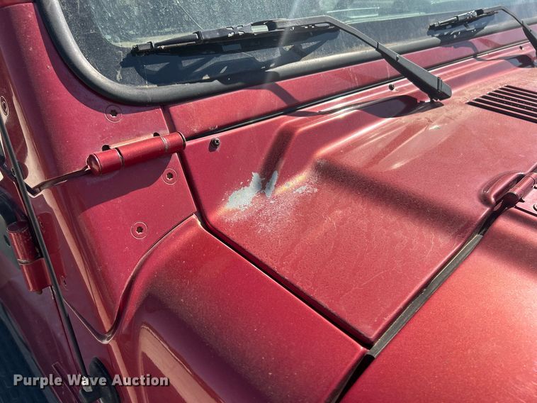 image for item EK8092 1999 Jeep Wrangler Sport SUV