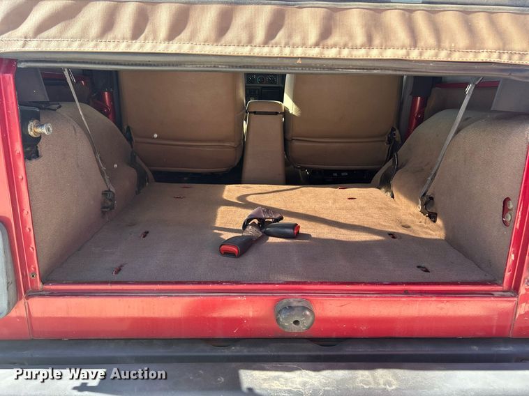 image for item EK8092 1999 Jeep Wrangler Sport SUV